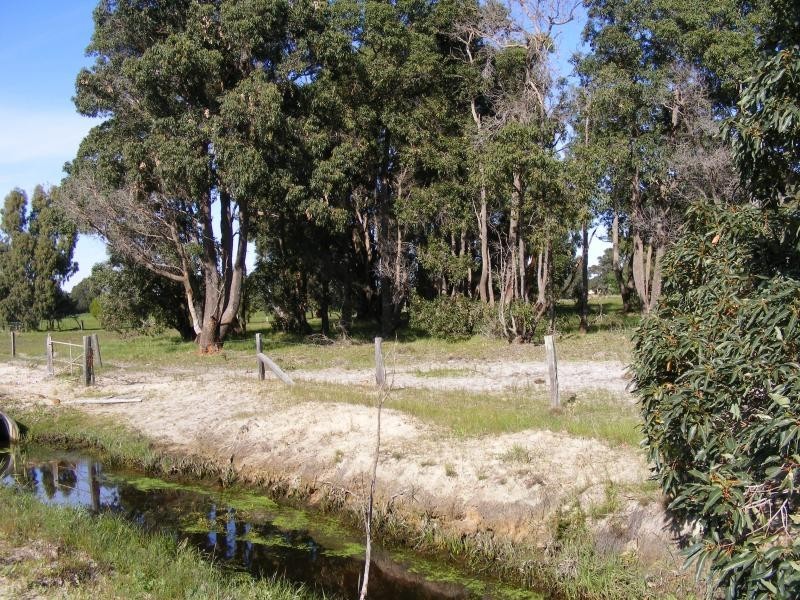 75 GULL ROAD, Serpentine WA 6125