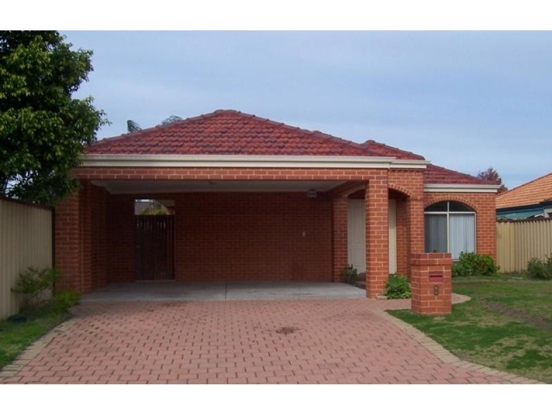 8 Wagstaff Road, Redcliffe WA 6104