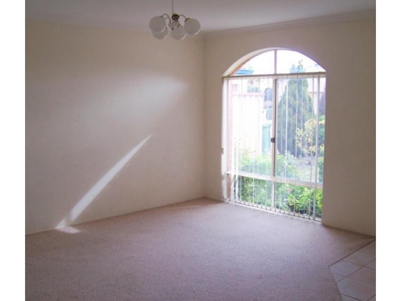 8 Wagstaff Road, Redcliffe WA 6104