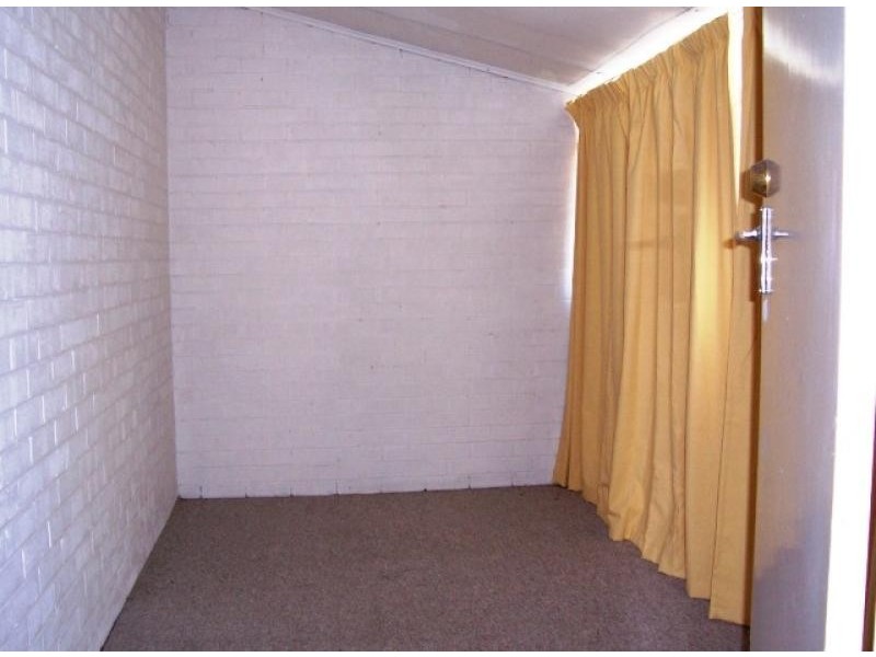 23 Pearl Road, Cloverdale WA 6105