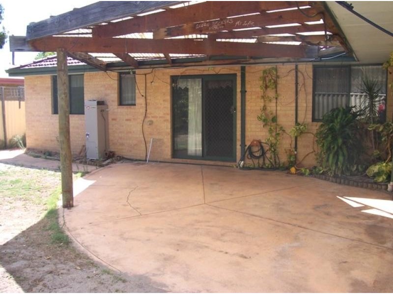 138 Toorak Road, Rivervale WA 6103