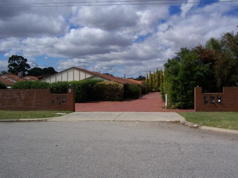 Unit 2/5 Dewey Street, Shelley WA 6148 the real estate agency Leased