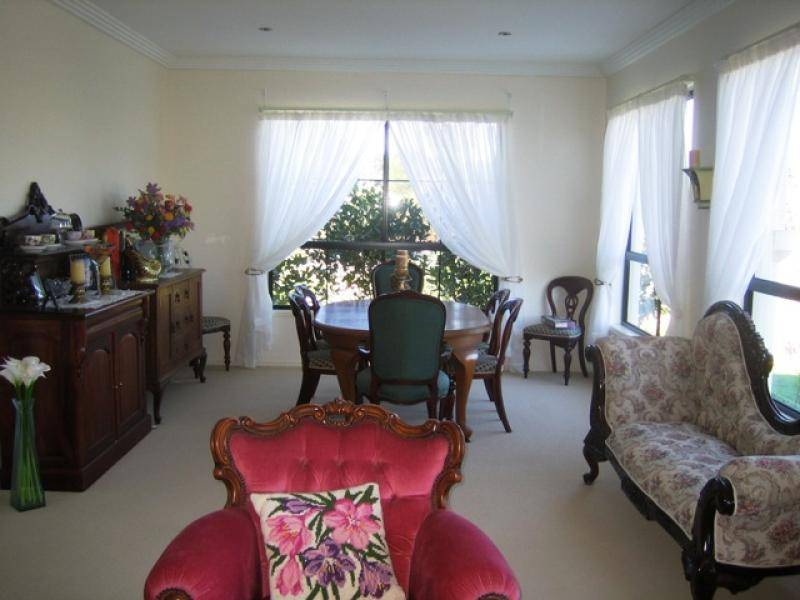 129 BIRDS ROAD, Guanaba QLD 4210