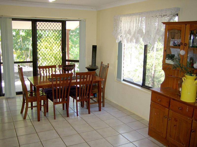 17 FAIRWEATHER COURT, Tamborine QLD 4270