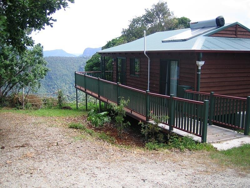 1805 BEECHMONT ROAD, Beechmont QLD 4211