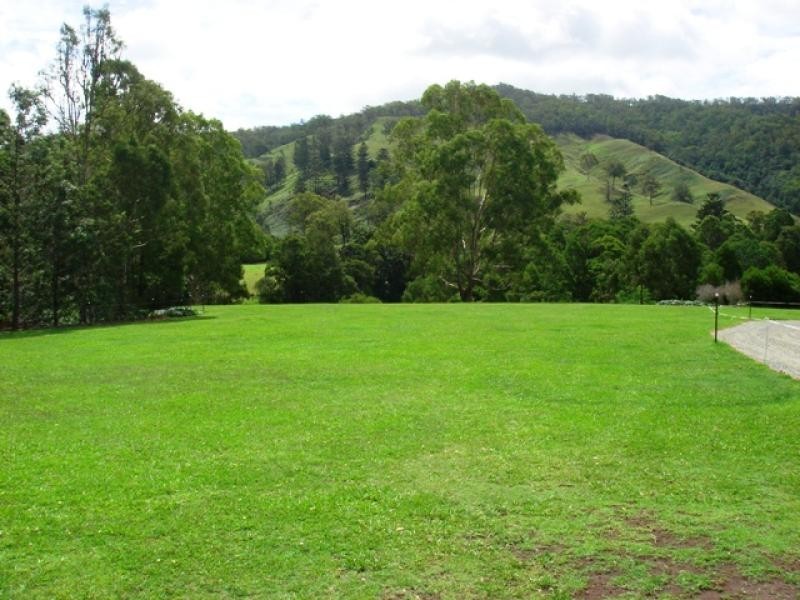 210 LAMINGTON NATIONAL PARK ROAD, Canungra QLD 4275