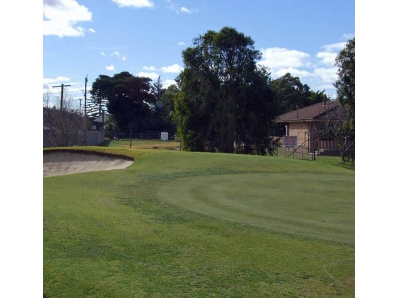 2 Golf Links Drive, Batemans Bay NSW 2536