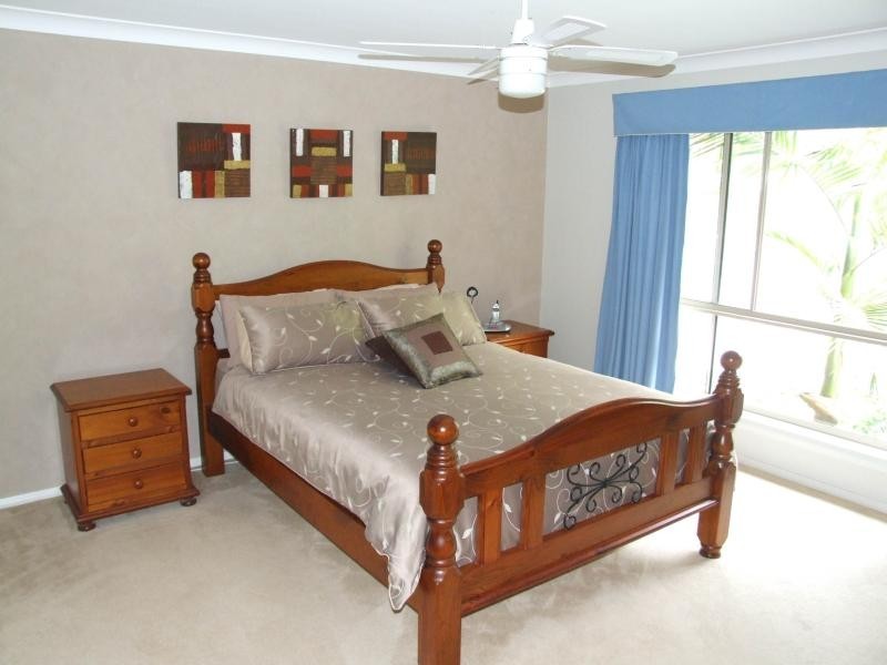 5 Burri Palm Way, Surfside NSW 2536