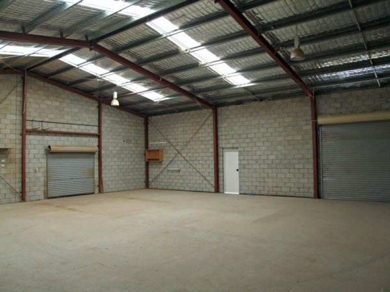 31 KYLIE CRESCENT, Batemans Bay NSW 2536