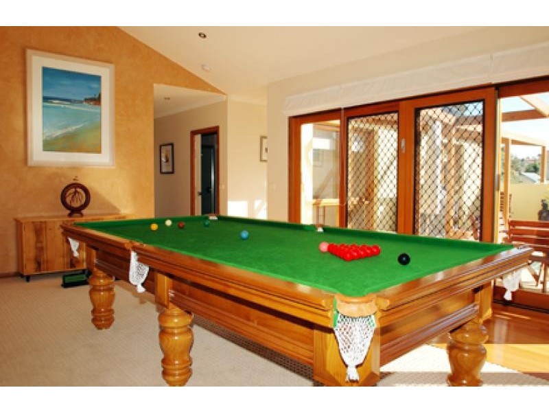 398 Beach Road, Batehaven NSW 2536