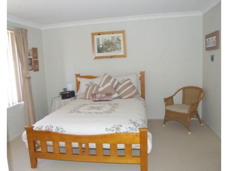 9 Hartog Place, Sunshine Bay NSW 2536