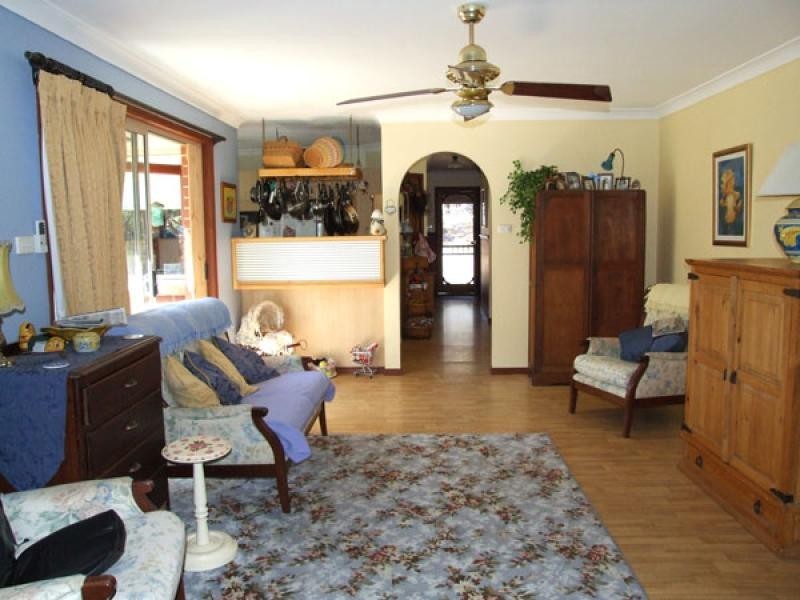 9 Northside Close, Batemans Bay NSW 2536