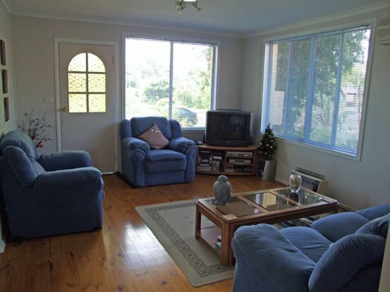 14 Catlin Ave, Batemans Bay NSW 2536