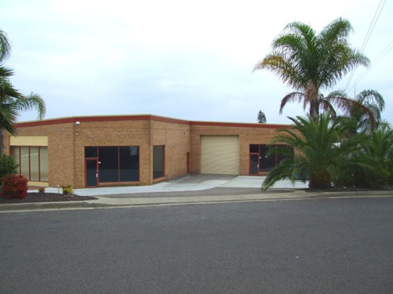 2 Kylie Crescent, Batemans Bay NSW 2536