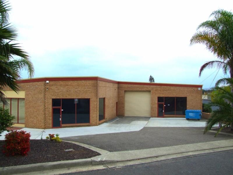 2 Kylie Crescent, Batemans Bay NSW 2536