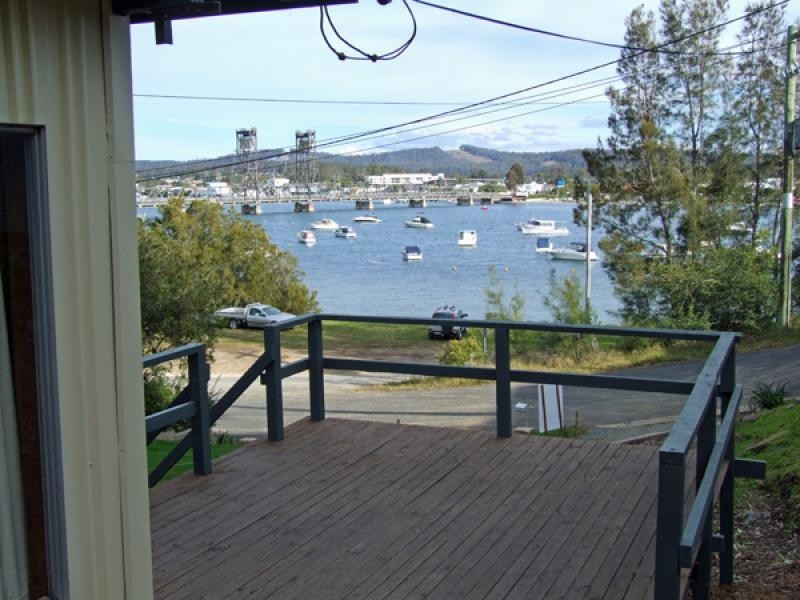 14 Wray St, North Batemans Bay NSW 2536