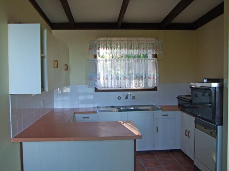 14 Wray St, North Batemans Bay NSW 2536