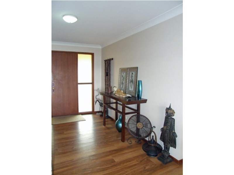 13 Wattle Cr, Batehaven NSW 2536