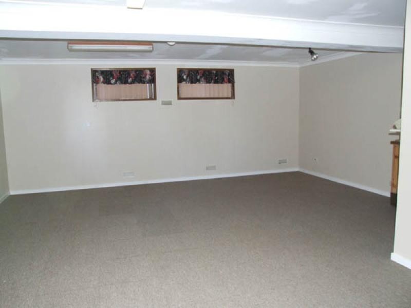 5 Denham Ave, Denhams Beach NSW 2536