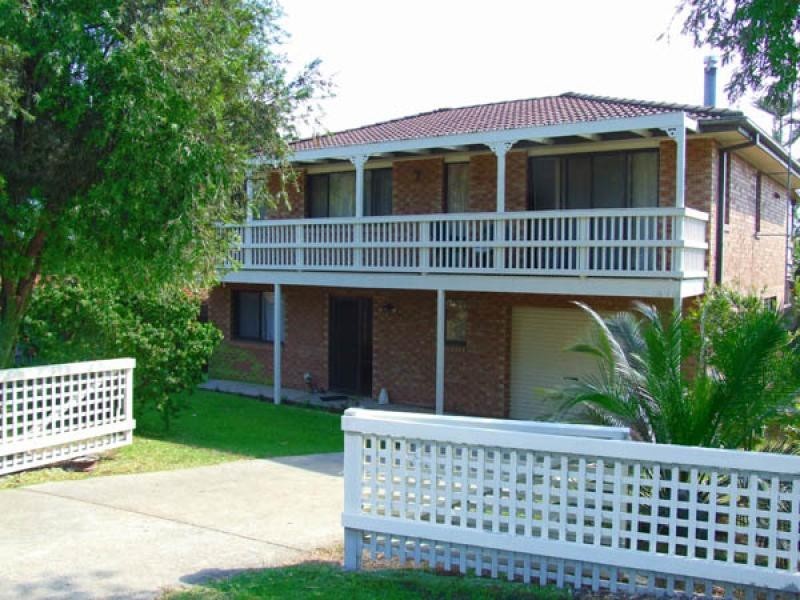 42 Vista Ave, Catalina NSW 2536