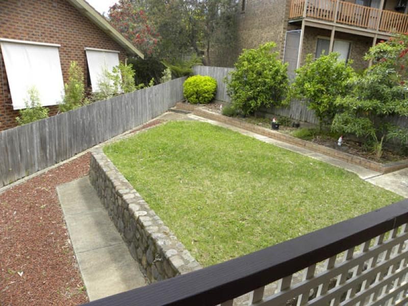 2 Berry Place, Surf Beach NSW 2536