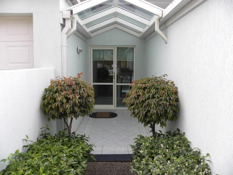 2/30 Sanctuary Place, Catalina NSW 2536