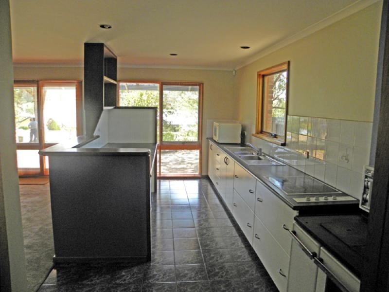 30 Runnyford Rd, Nelligen NSW 2536