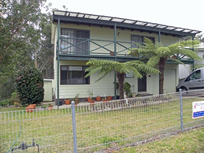2/37 Long Beach Rd, Long Beach NSW 2536