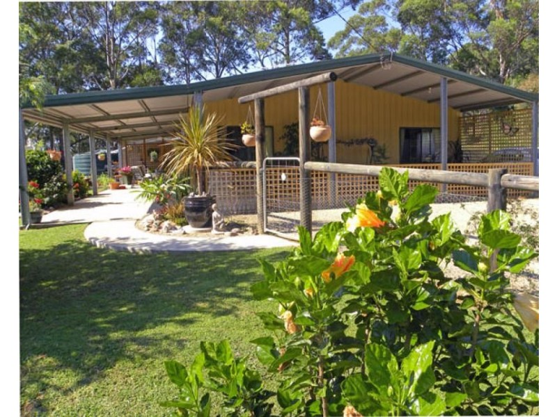 135 Burri Rd, Malua Bay NSW 2536