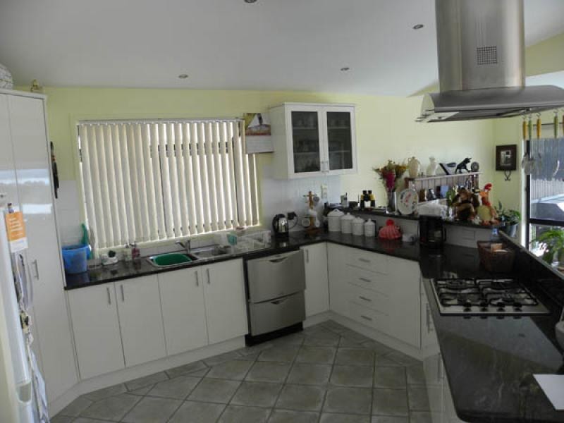 11 Sanctuary Place, Catalina NSW 2536
