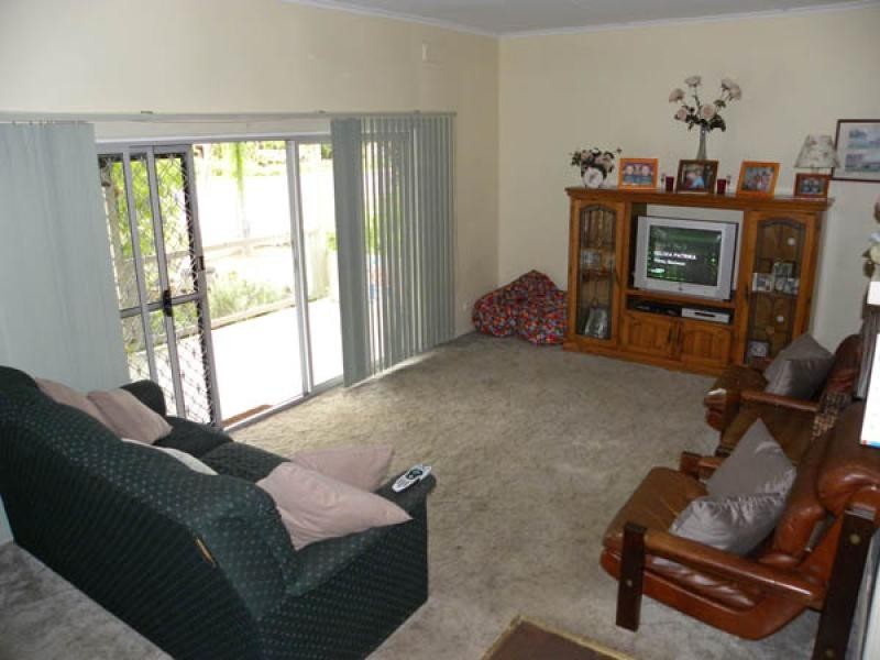 128 Beach Rd, Batemans Bay NSW 2536