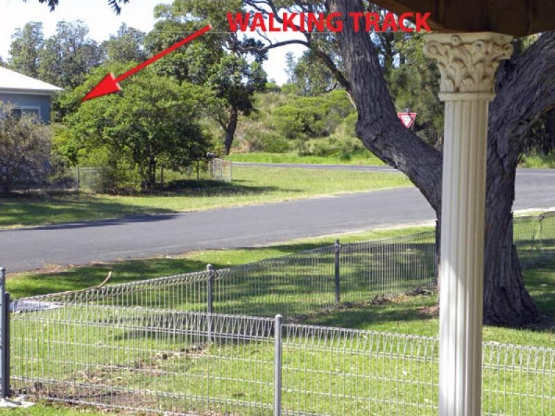 108 Smith Street, Broulee NSW 2537