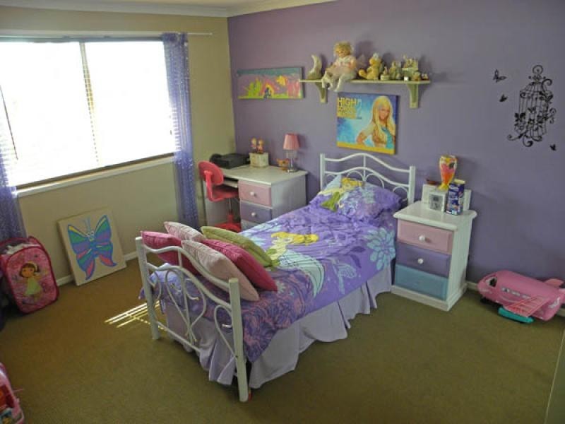 4 Hartog Place, Sunshine Bay NSW 2536