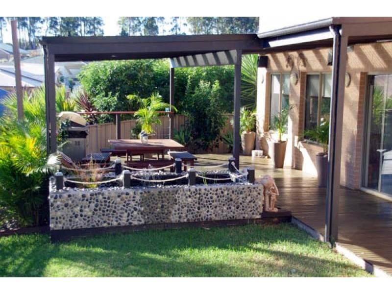 4 Hartog Place, Sunshine Bay NSW 2536