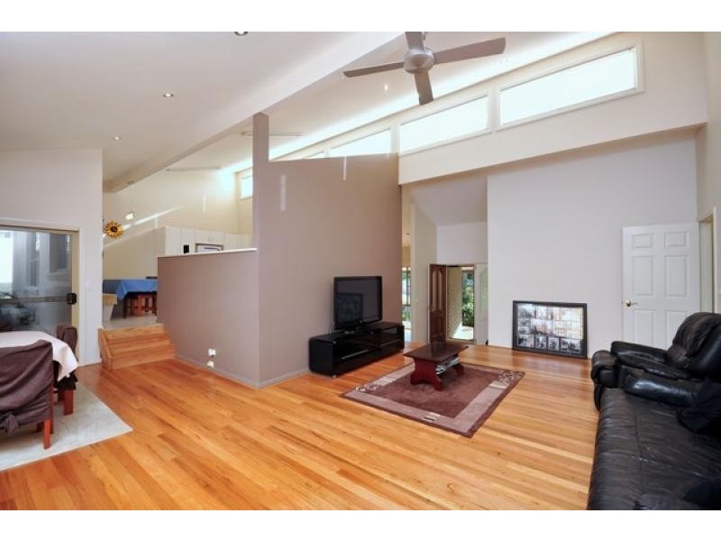 63 Karoola Crescent, Surfside NSW 2536
