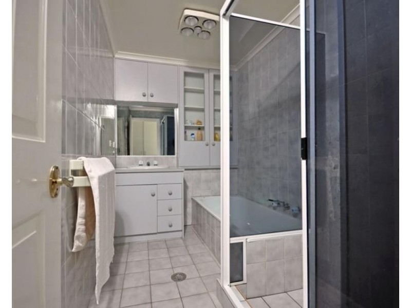 63 Karoola Crescent, Surfside NSW 2536