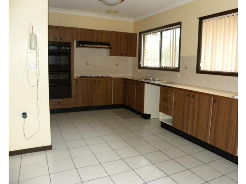 3 Berry Place, Surf Beach NSW 2536