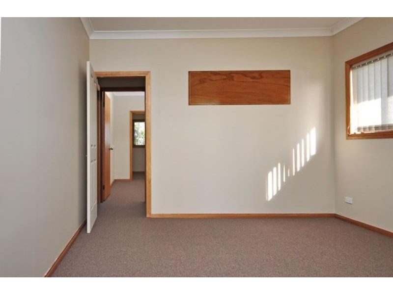 18 Peninsula Dr, North Batemans Bay NSW 2536