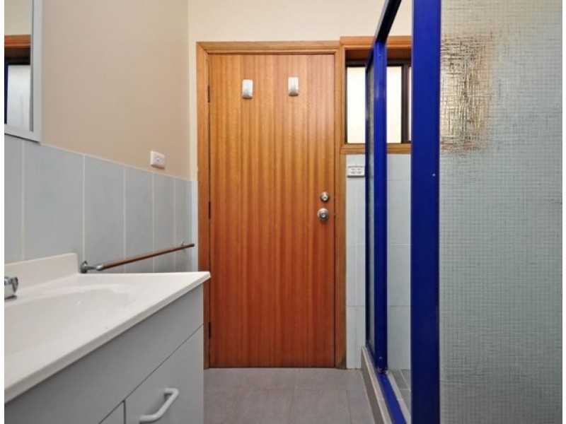 18 Peninsula Dr, North Batemans Bay NSW 2536