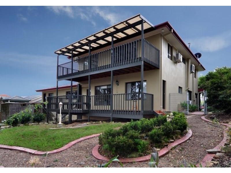 18 Peninsula Dr, North Batemans Bay NSW 2536