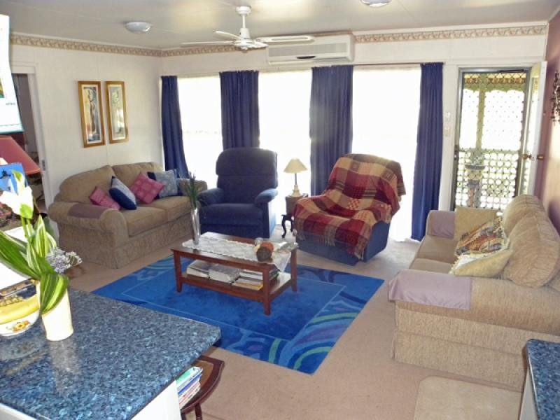 72 Berrima parade, Surfside NSW 2536