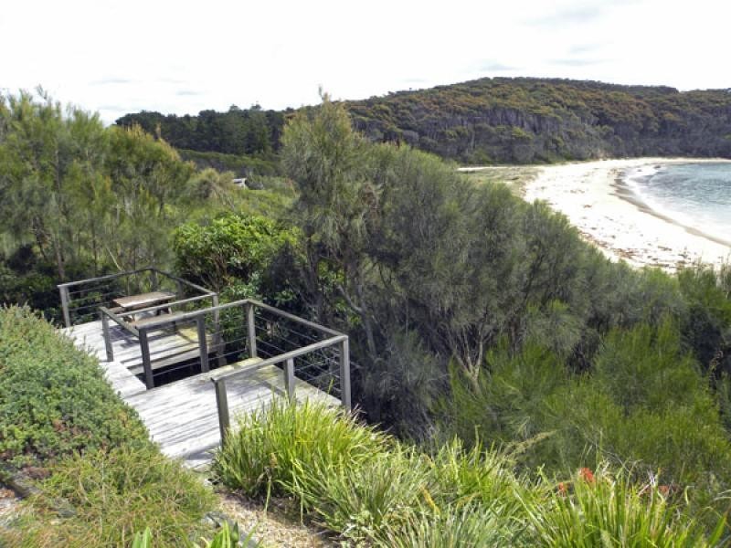 6 Guerilla Bay Road, Guerilla Bay NSW 2536