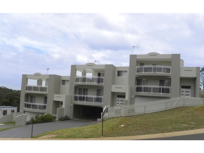 3b Henry place, Long Beach NSW 2536