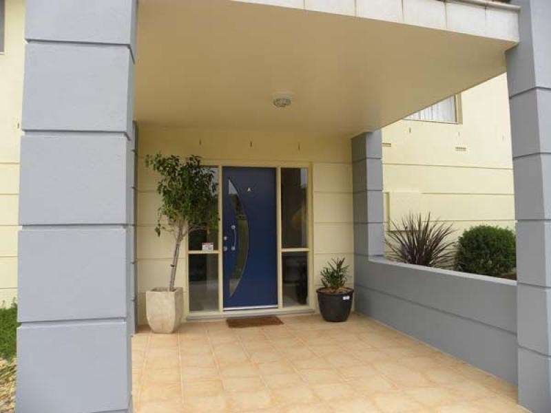 21a Angophora Place, Catalina NSW 2536