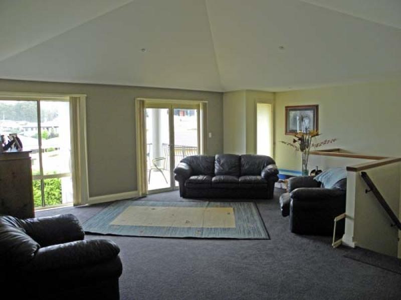 21a Angophora Place, Catalina NSW 2536