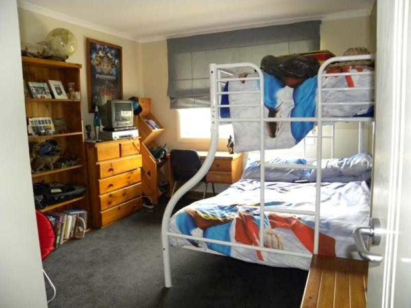 21a Angophora Place, Catalina NSW 2536