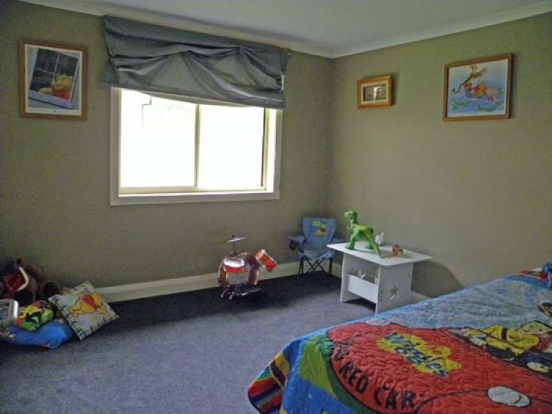 21a Angophora Place, Catalina NSW 2536