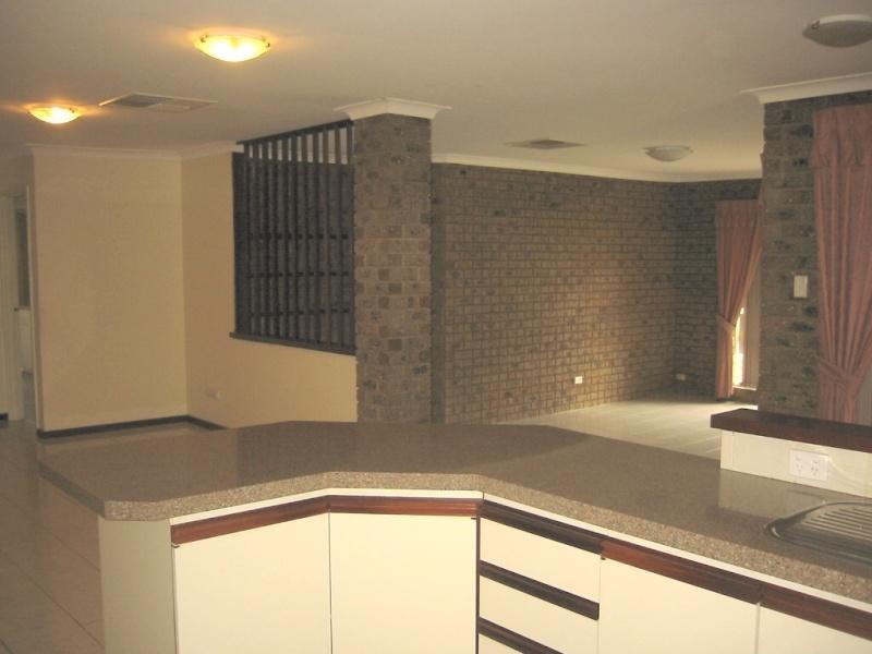 23 BECKLEY CIRCLE, Leeming WA 6149