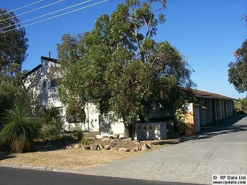 14/56 Money Road, Melville WA 6156