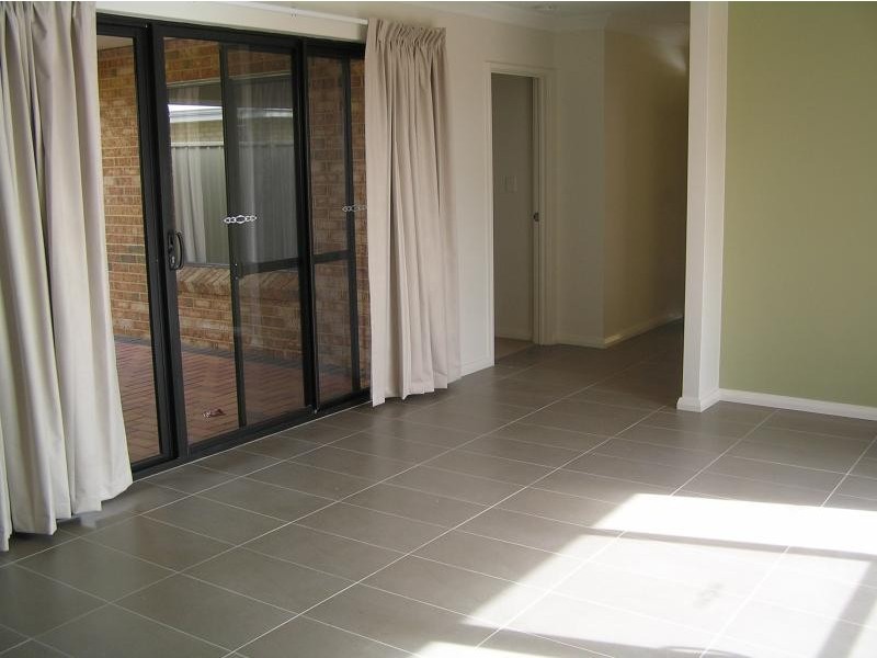 19 Zamia Loop, Falcon WA 6210